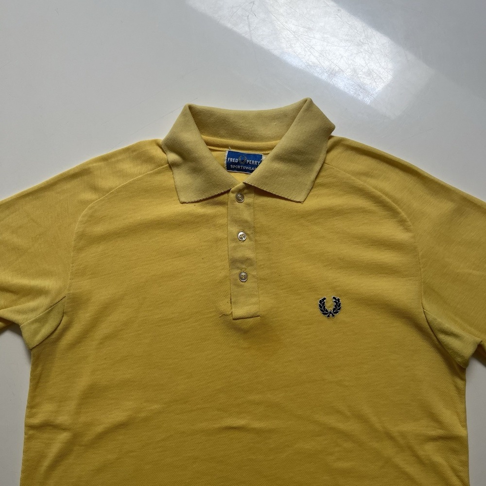 Fred Perry Men's Polo Medium Yellow Basic